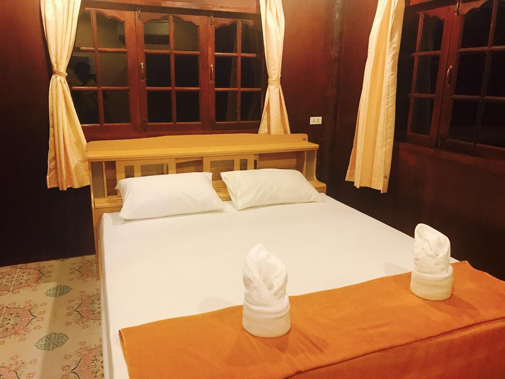 Sunyo Garden Guesthouse Баан Тай Экстерьер фото